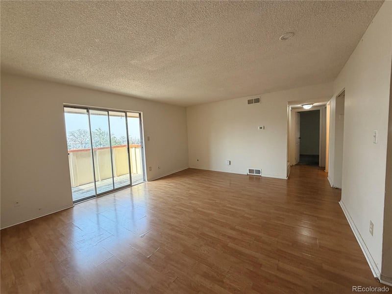 10211 Ura Ln #1-301, Thornton, CO 80260