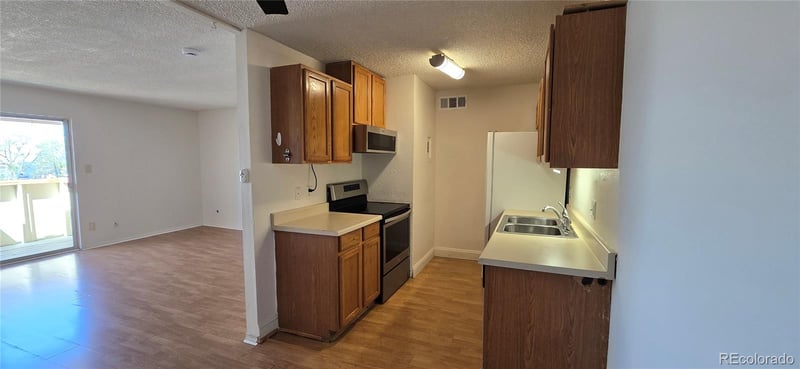 10211 Ura Ln #1-301, Thornton, CO 80260