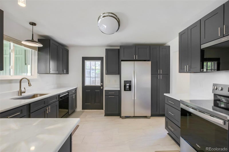 355 Coral St, Broomfield, CO 80020