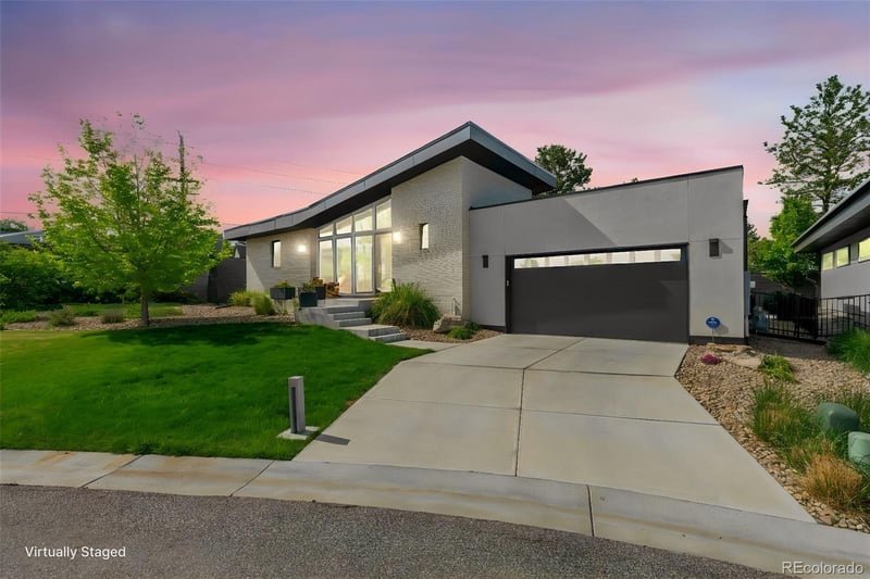 10 Wilder Ln, Littleton, CO 80123