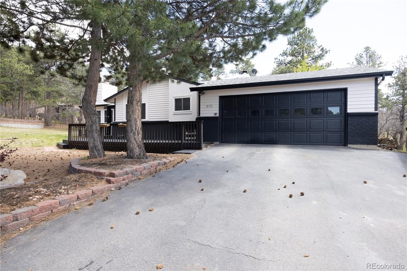 975 Tari Dr, Colorado Springs, CO 80921