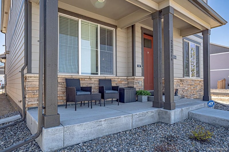 28264 8th Pl, Watkins, CO 80137