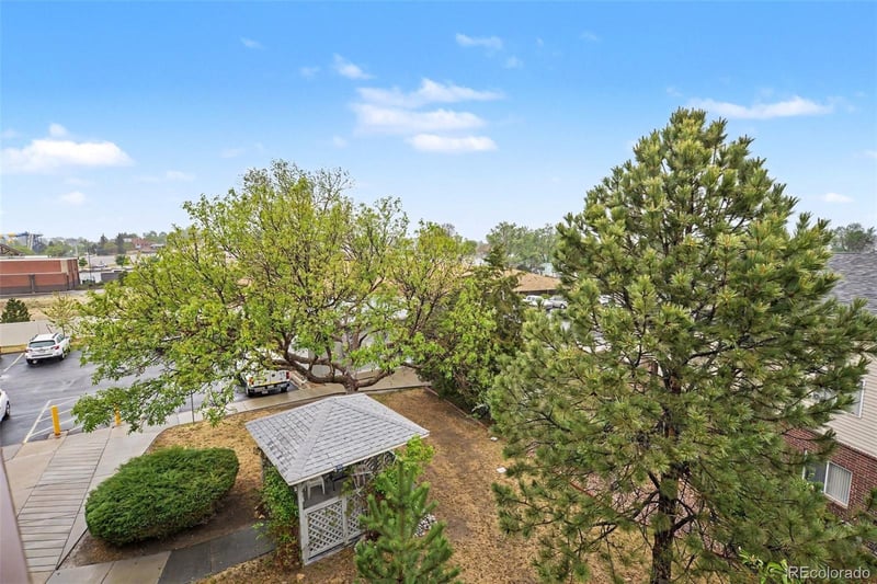 1383 88th Ave #310, Thornton, CO 80260