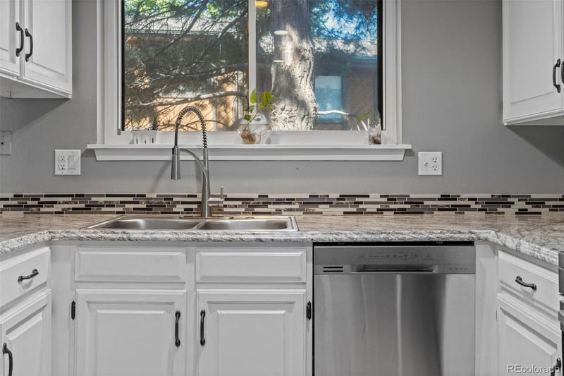 12615 Bayaud Ave #29, Lakewood, CO 80228