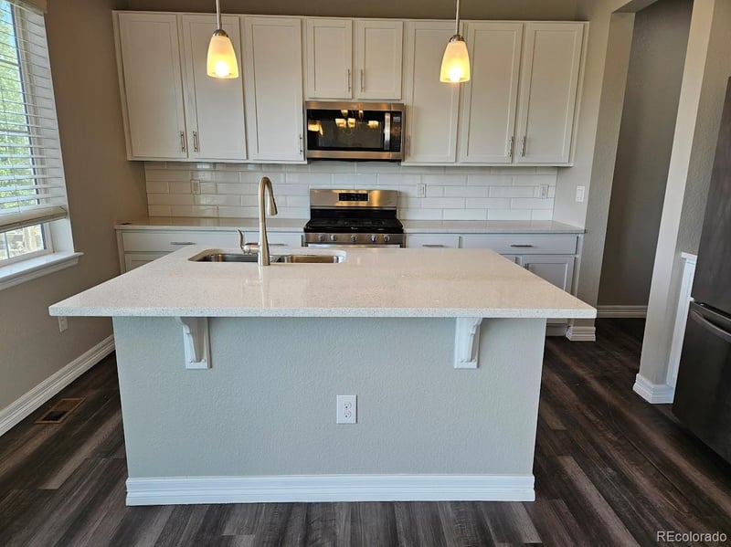 7244 Scottsburg Way, Aurora, CO 80016