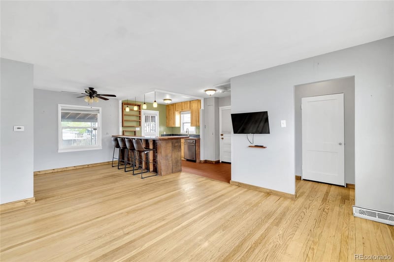 4410 Raritan St, Denver, CO 80211