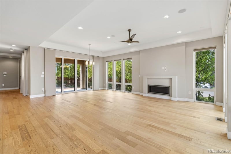 9202 53rd Ave, Denver, CO 80238