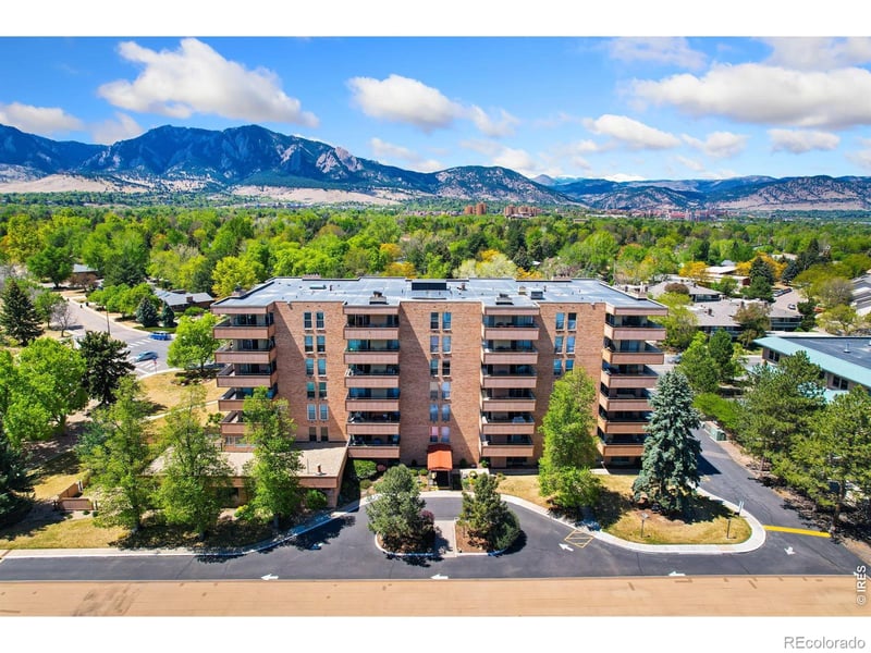 500 Mohawk Dr #409, Boulder, CO 80303