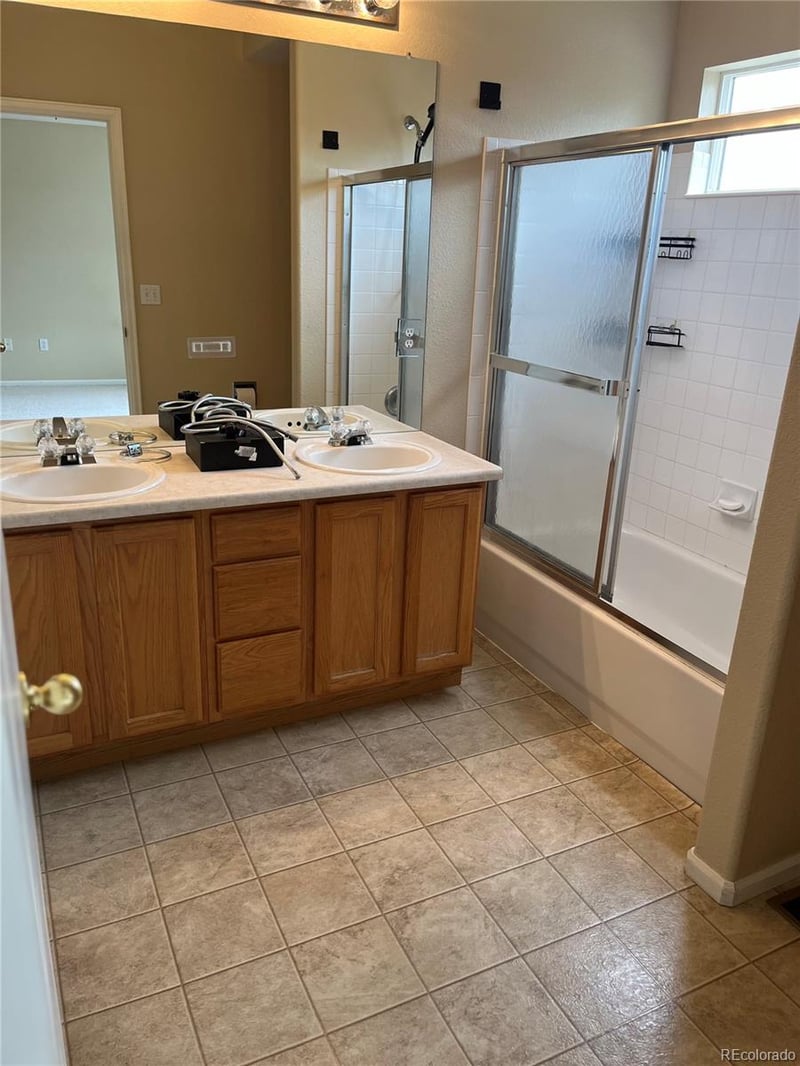 4168 Riviera St, Aurora, CO 80018