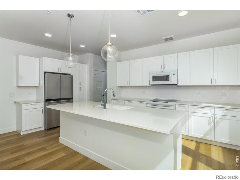 2851 52nd Ave #205, Denver, CO 80221