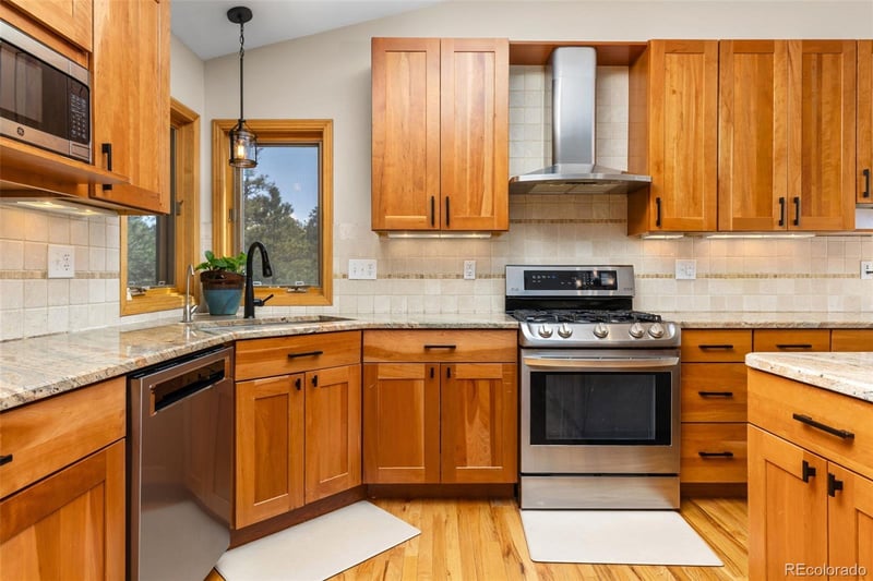 23971 Mormon Dr, Conifer, CO 80433