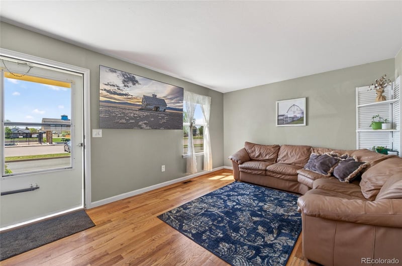 2830 Renshaw St, Strasburg, CO 80136
