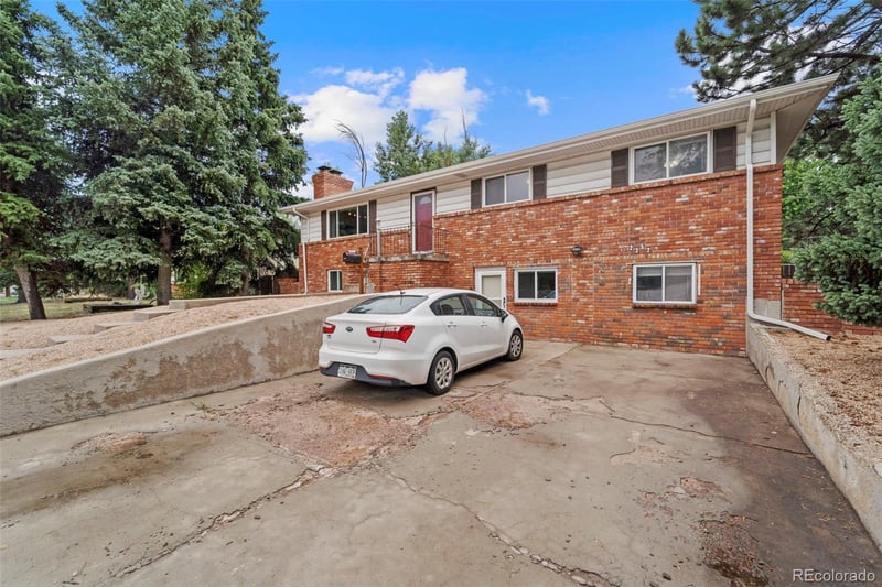2352 Circle #B, Colorado Springs, CO 80909