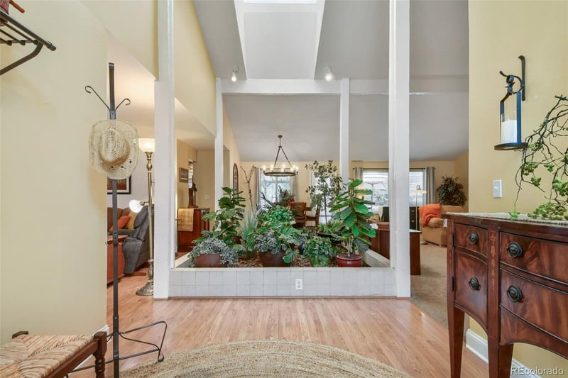 15896 Saratoga Pl, Aurora, CO 80015