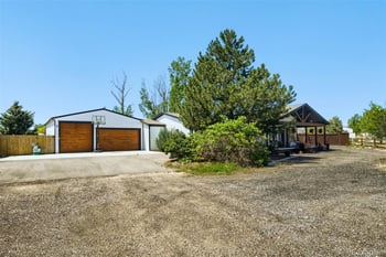 611 Pinyon Cir, Lochbuie, CO 80603