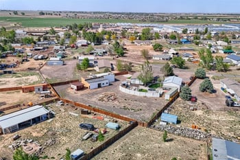 611 Pinyon Cir, Lochbuie, CO 80603