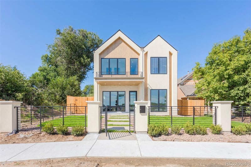 1615 Franklin St, Denver, CO 80210