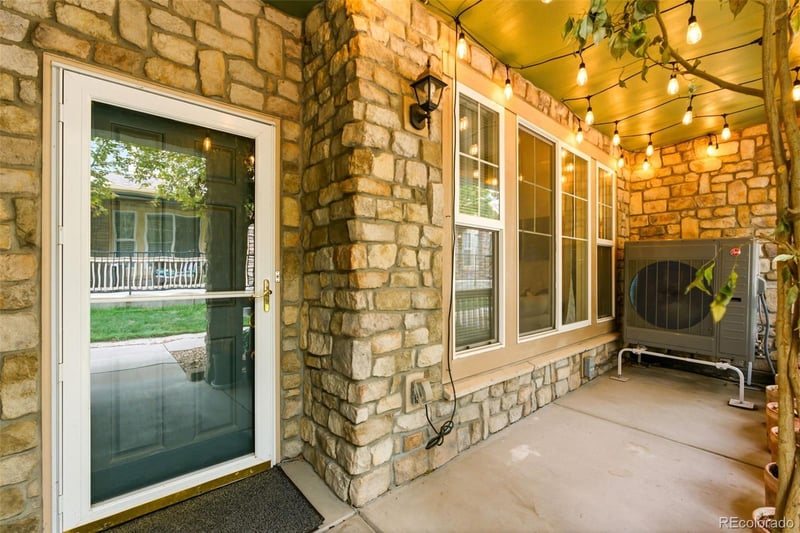 591 Mobile Pl, Aurora, CO 80017