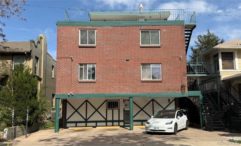 1140 Downing St #304, Denver, CO 80218