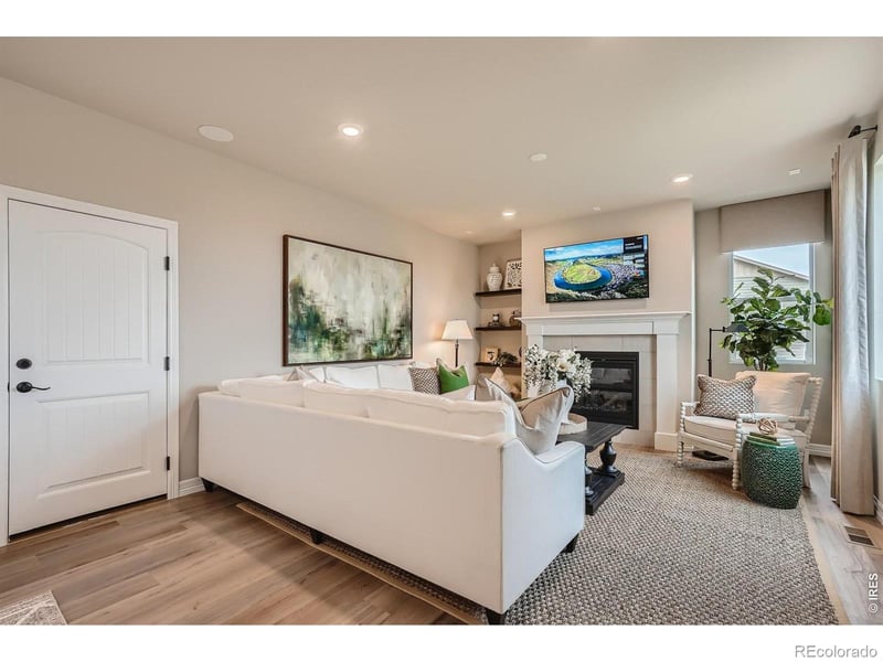 594 Crestone St, Johnstown, CO 80534