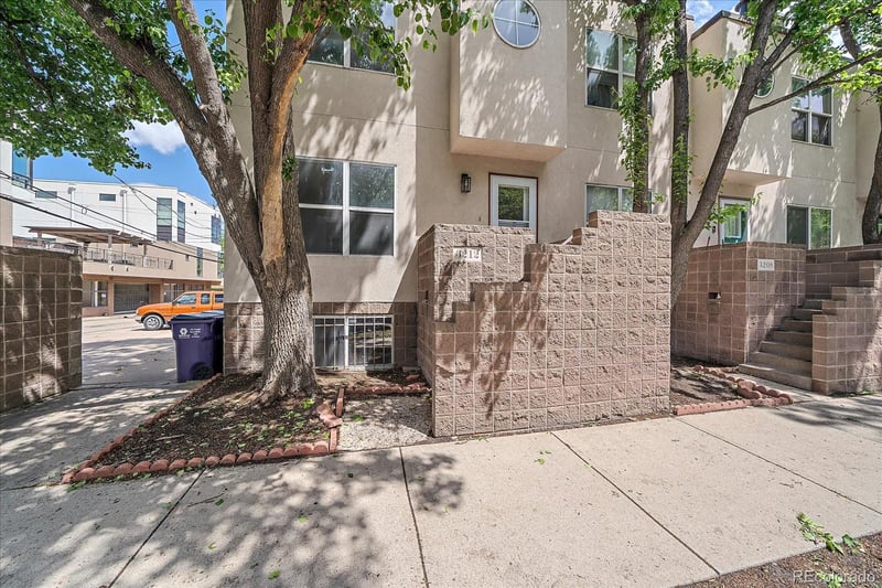 3212 Zuni St, Denver, CO 80211