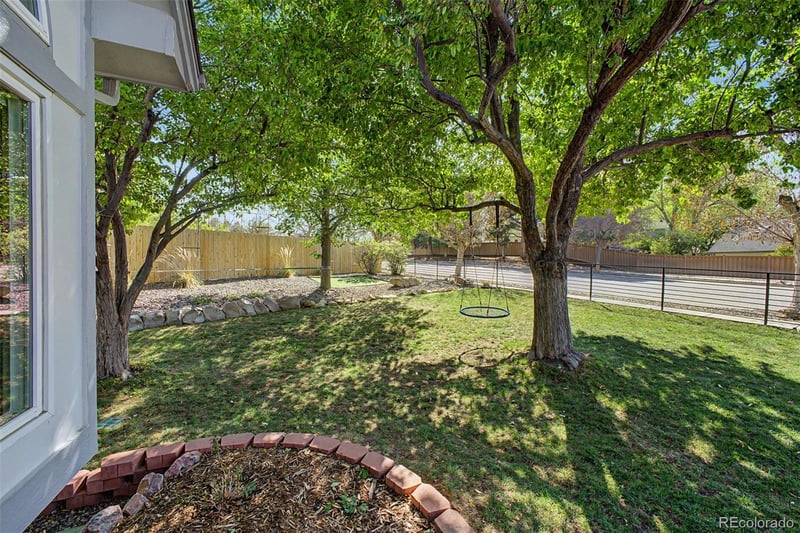 18612 Wagon Trail Cir, Aurora, CO 80015