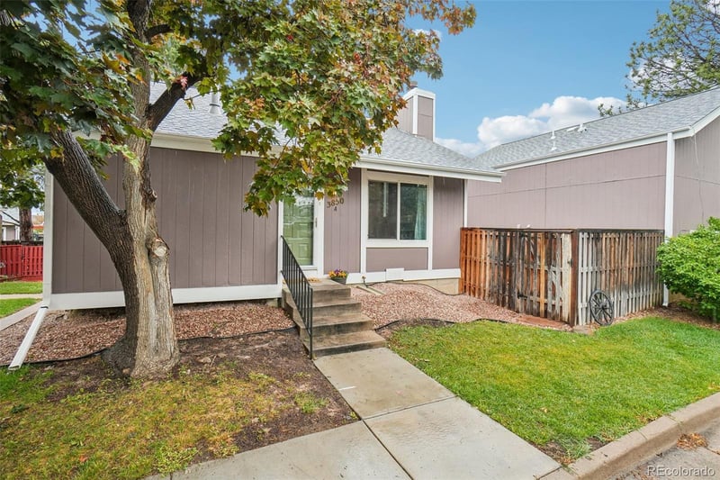 3850 Genoa Ct #A, Aurora, CO 80013