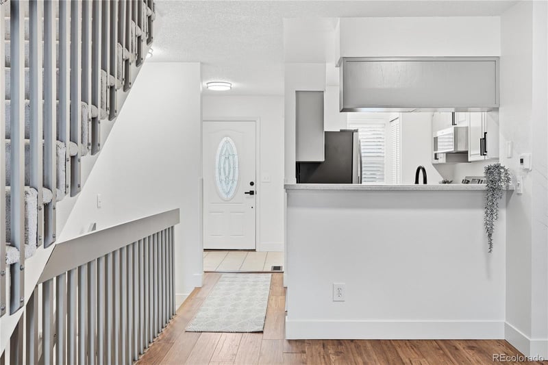 10701 Dartmouth Ave, Lakewood, CO 80227