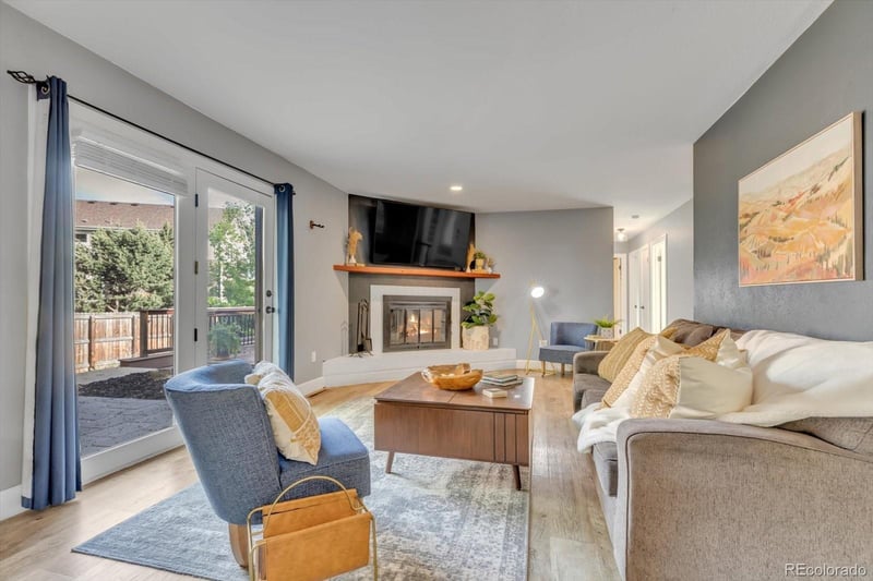 520 Carr Ave, Lafayette, CO 80026