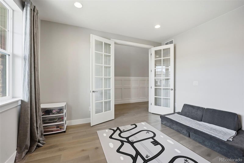 17949 95th Pl, Arvada, CO 80007