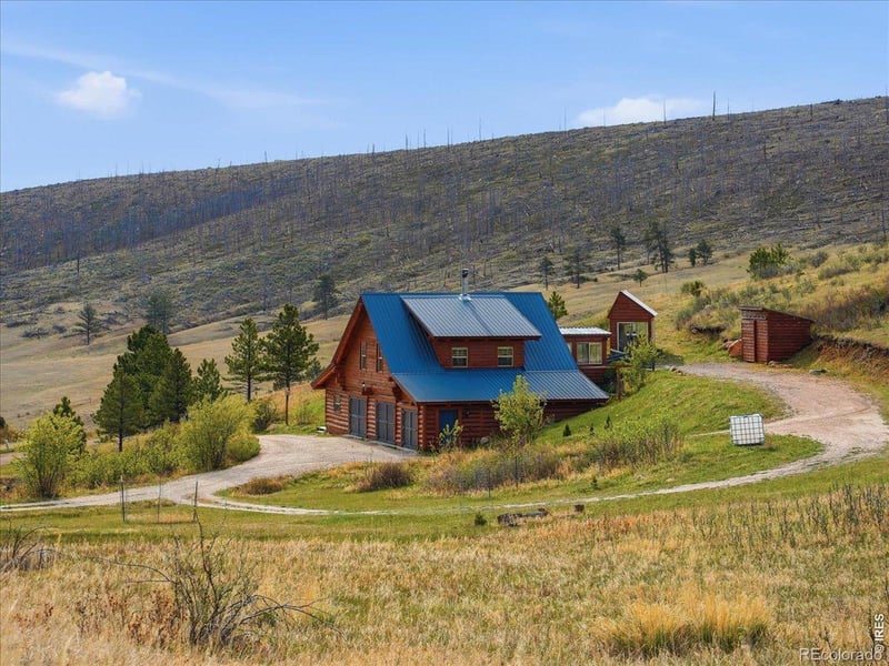1652 Eiger Rd, Livermore, CO 80536