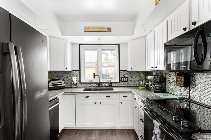 17020 Easter Ave, Foxfield, CO 80016