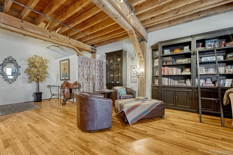 1720 Wynkoop St #209, Denver, CO 80202