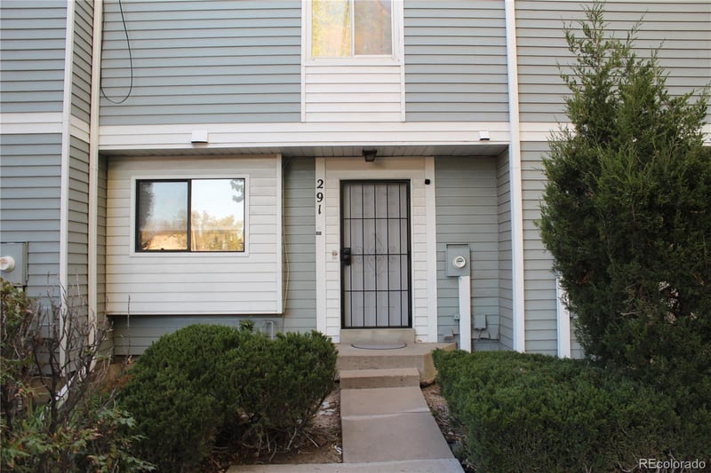 291 Nome St, Aurora, CO 80012