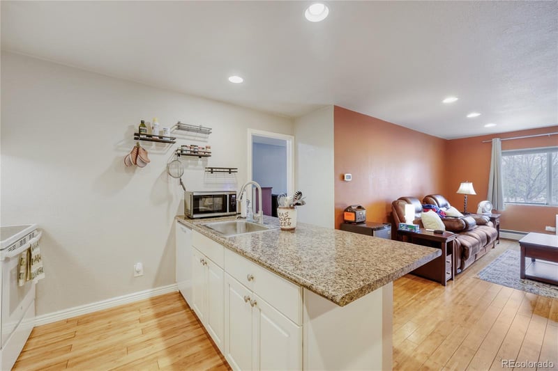 747 96th Ave #2, Thornton, CO 80260