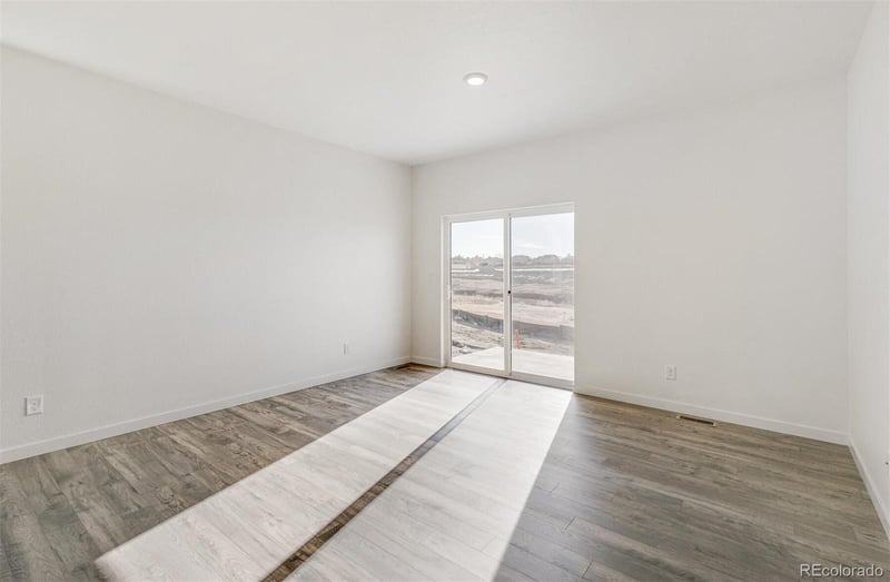 28253 4th Pl, Watkins, CO 80137