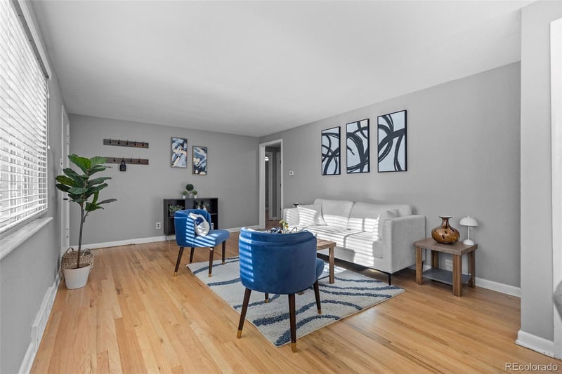 817 Fulton St, Aurora, CO 80010