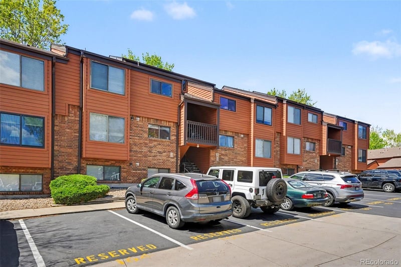 433 Wright St #103, Lakewood, CO 80228