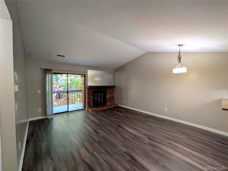 2231 Buckley Rd #202, Aurora, CO 80013