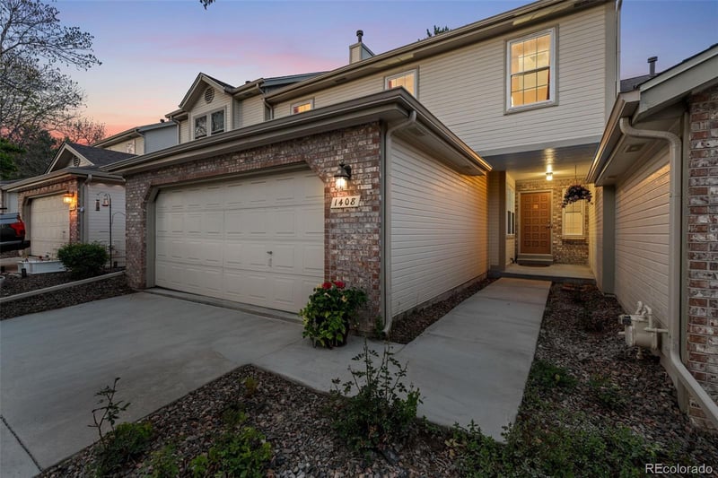 1408 E Nichols Cir, Centennial, CO 80122