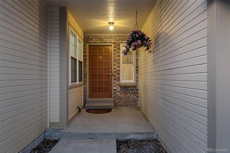 1408 E Nichols Cir, Centennial, CO 80122