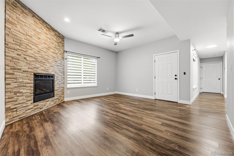 8601 E Dry Creek Rd #114, Englewood, CO 80112