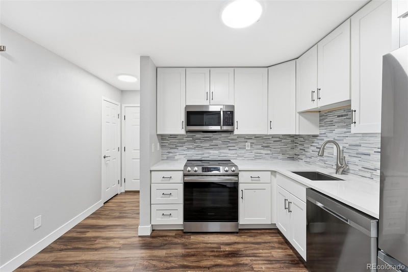 8601 E Dry Creek Rd #114, Englewood, CO 80112