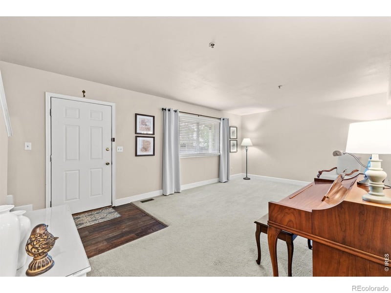 2501 Sunstone Dr, Fort Collins, CO 80525