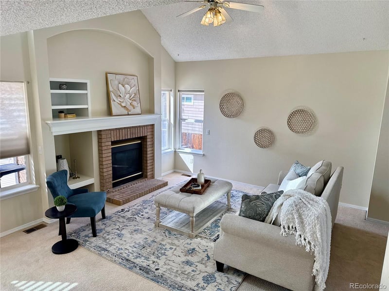 10237 Song Sparrow Ln, Highlands Ranch, CO 80129