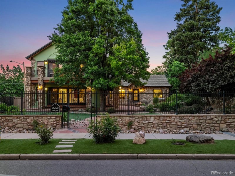 2250 Stuart St, Denver, CO 80212