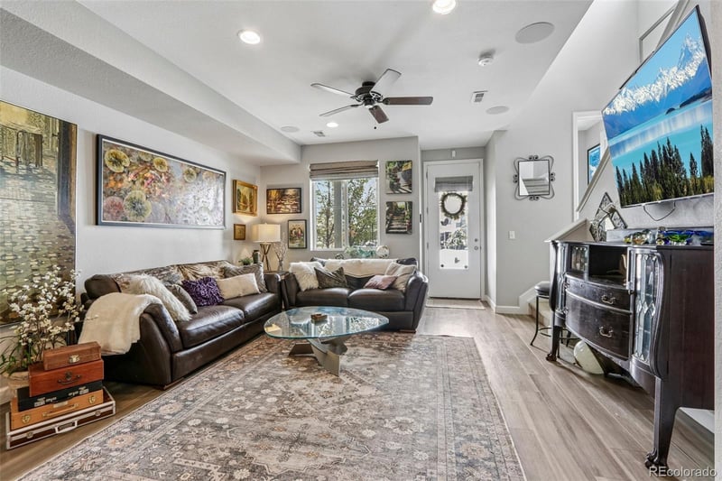 23520 E 5th Dr, Aurora, CO 80018