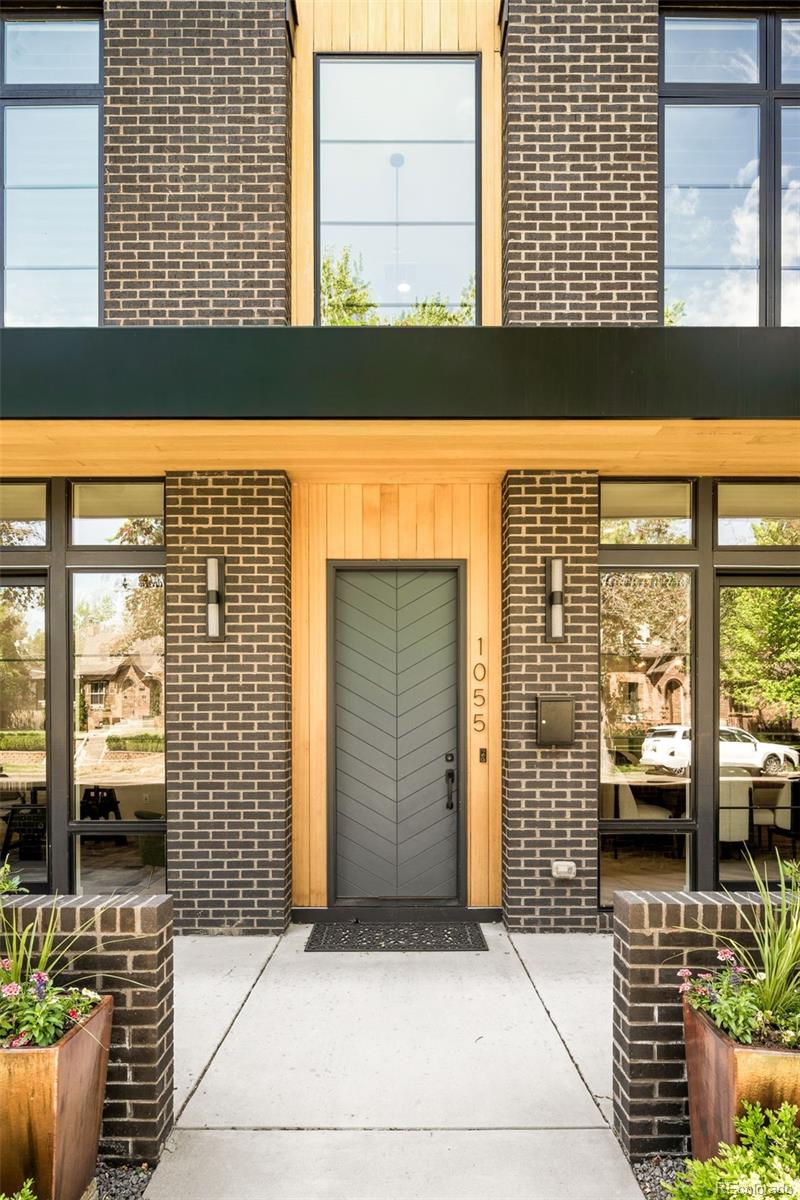 1055 S Josephine St, Denver, CO 80209