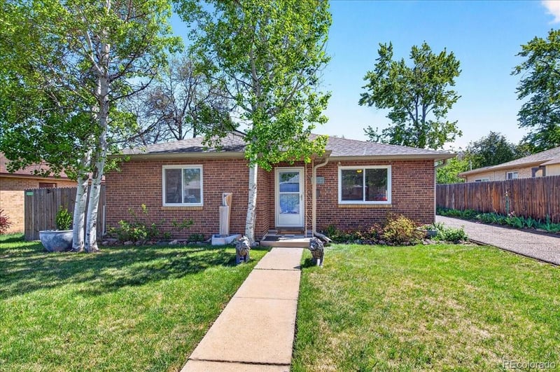 8122 17th Ave, Lakewood, CO 80214