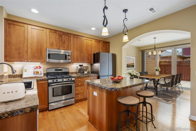 8546 Gold Peak Ln #F, Highlands Ranch, CO 80130